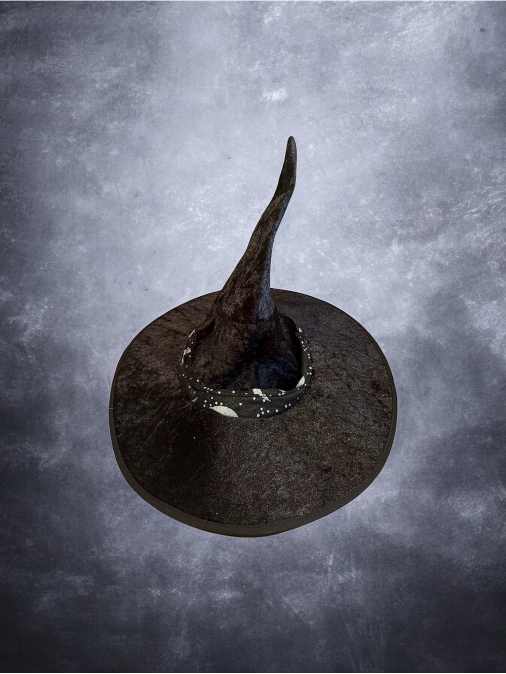 Pointed Witch Hat with Star Trim - Black